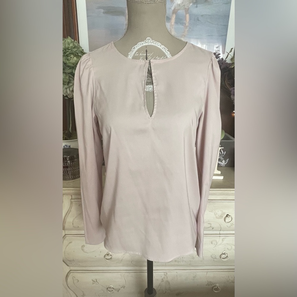 Express Soft Blush Top with Keyhole Closure